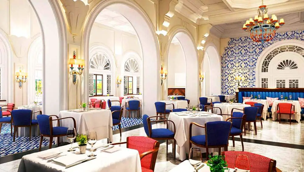 Dining room and restaurant at the Phoenicia