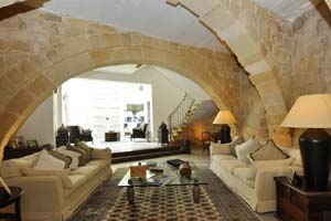 Stunning holiday let in Mdina on Airbnb.